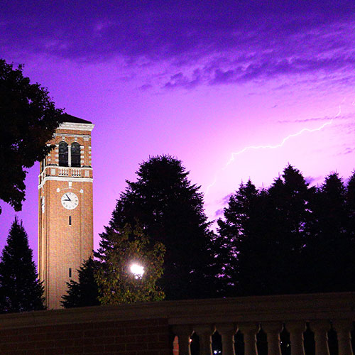 Structure Real Estate Cedar Falls, IA